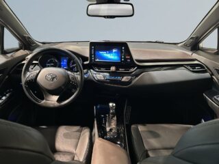 Toyota C-HR Hybrid CVT Executive JBL Kamera Mvärm Skinn SoV – bild 8