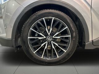 Toyota C-HR Hybrid CVT Executive JBL Kamera Mvärm Skinn SoV – bild 14