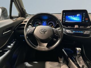 Toyota C-HR Hybrid CVT Executive JBL Kamera Mvärm Skinn SoV – bild 9
