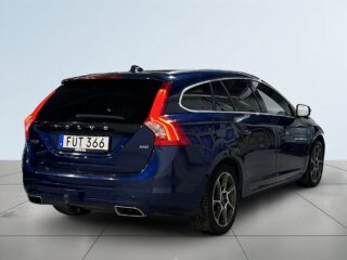 Volvo V60 D4 AWD Ocean Race Business Edit Drag Pvärm Skinn SoV – bild 6