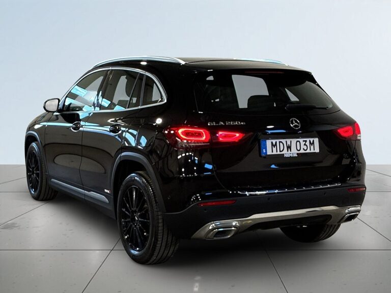 Mercedes-Benz GLA 250 e Aut Progressive Line Kamera Cockpit Navi MOMS S&V