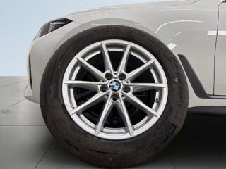 BMW i4 eDrive40 Gran Coupé S&V-Hjul/Drag/kamera/Carplay/MOMS – bild 14
