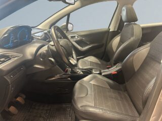 Peugeot 2008 1.2 Allure Drag Motorvärme CarPlay S&V-däck Farthållare – bild 7