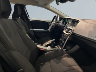 Volvo V40 T2 Business Drag Pvärm Psens Kamrem bytt SoV – bild 10