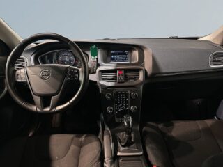 Volvo V40 T2 Business Drag Pvärm Psens Kamrem bytt SoV – bild 8
