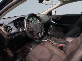 Volvo V40 T2 Business Drag Pvärm Psens Kamrem bytt SoV – bild 7