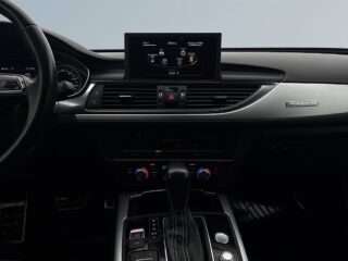 Audi A6 quattro Ambition SoV-Däck/Psens/Rattvärm/MoK – bild 11