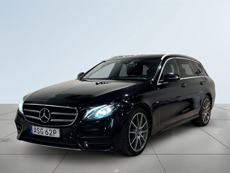 Mercedes-Benz E 220 T d 4MATIC 9G AMG Drag Pvärm Kamera GPS S/V-hjul
