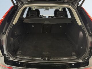 Volvo XC60 B4 Momentum Advanced Edt II Drag Dvärm Kamera GPS SoV – bild 12
