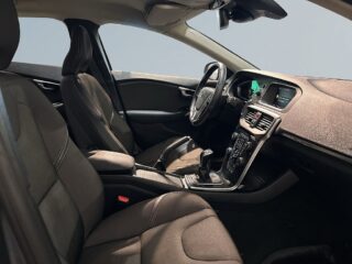 Volvo V40 Cross Country D2 Business Advanced Drag Pvärm Psens S/V-hjul – bild 10