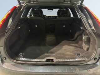 Volvo V90 Cross Country D4 AWD Advanced SE II Drag Dvärm 360° HuD H/K SoV – bild 12