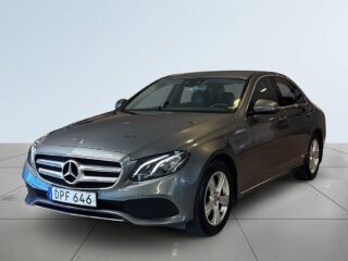 Mercedes-Benz E 220 d 4M Avantgarde Dragkrok Mvärmare HuD Navi S&V-däck – bild 16