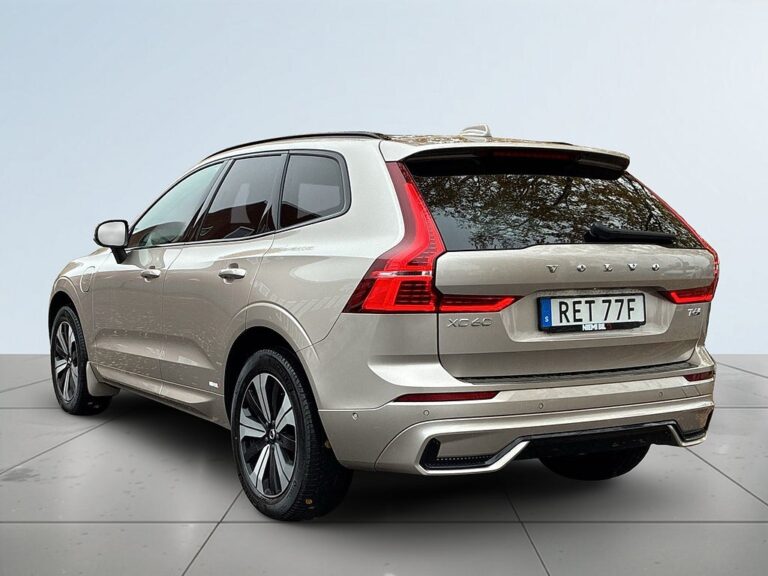 Volvo XC60  AWD Nordic Edition Plus Dark  SoV-Däck/360/HuD/Drag