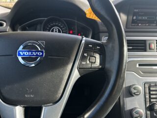 Volvo V70 D2 Your Momentum Drag/SoV-Däck/Rattvärm/Värmare – bild 19