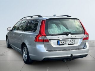 Volvo V70 D2 Your Momentum Drag/SoV-Däck/Rattvärm/Värmare – bild 5