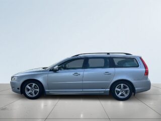 Volvo V70 D2 Your Momentum Drag/SoV-Däck/Rattvärm/Värmare – bild 4
