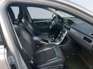 Volvo V70 D2 Your Momentum Drag/SoV-Däck/Rattvärm/Värmare – bild 10