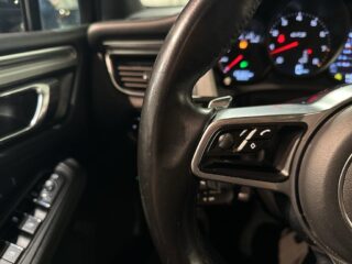 Porsche Macan GTS PDK 360hk Drag GPS Pano Skinn Psens S/V-hjul – bild 22