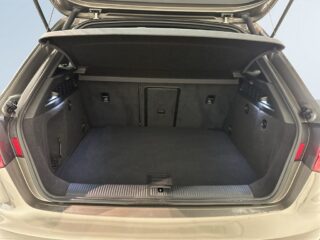 Audi A3 Sportback 2.0 TDI quattro S Tronic Pvärm kamera GPS SoV – bild 12