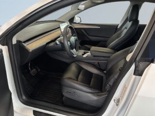 Tesla Model Y Long Range AWD Long Range S&V/Pano/Värmepump/Backkamera – bild 7