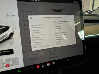 Tesla Model Y Long Range AWD Long Range S&V/Pano/Värmepump/Backkamera – bild 19