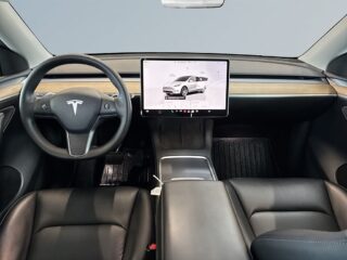 Tesla Model Y Long Range AWD Long Range S&V/Pano/Värmepump/Backkamera – bild 8