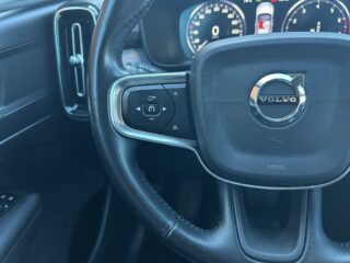 Volvo XC40 Momentum Advanced Drag/Rattvärm/Psens/Kamera/SoV-Däck – bild 20