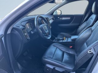Volvo XC40 Momentum Advanced Drag/Rattvärm/Psens/Kamera/SoV-Däck – bild 7