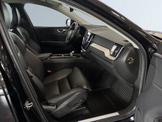 Volvo XC60 B5 AWD Geartronic Inscription S&V/Drag/Orrefors/MOMS – bild 10