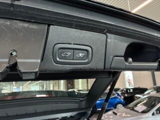 Volvo XC60 B5 AWD Geartronic Inscription S&V/Drag/Orrefors/MOMS – bild 18