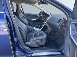 Volvo XC60 D3 AWD Ocean Race Drag/M-Värm/ P-Värm/Helskinn/S&V-Däck – bild 10