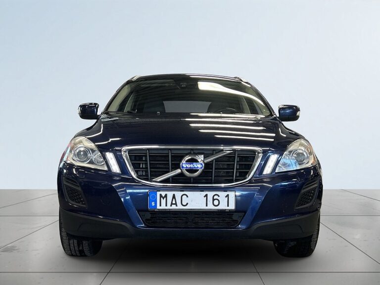Volvo XC60 D3 AWD Geartronic Drag/M-Värm/ P-Värm/Helskinn/S&V-Däck