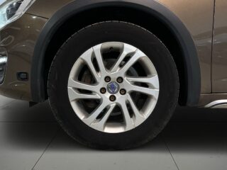 Volvo V60 Cross Country D3 Summum Business Edit Dvärm MoK Skinn Kamrem Bytt SoV – bild 14