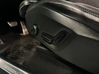 Volvo XC90 7-sits T8 AWD R-Design B&W HuD Pano Drag 360° S/V-hjul – bild 22