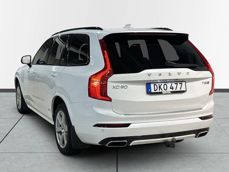 Volvo XC90 7-sits T8 AWD R-Design B&W HuD Pano Drag 360° S/V-hjul