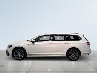 Volkswagen Passat Sportscombi 2.0 AWD R-Line Drag Dvärm Kamera S/V-hjul – bild 4