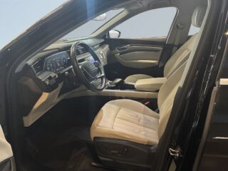 Audi E-Tron 50quattro S&V-Hjul/drag/Kamera/Skinn/Navi/Elstolar/MOMS – bild 4