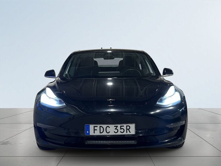 Tesla Model 3 Long Range AWD Pano Pvärm Kamera GPS Skinn SoV