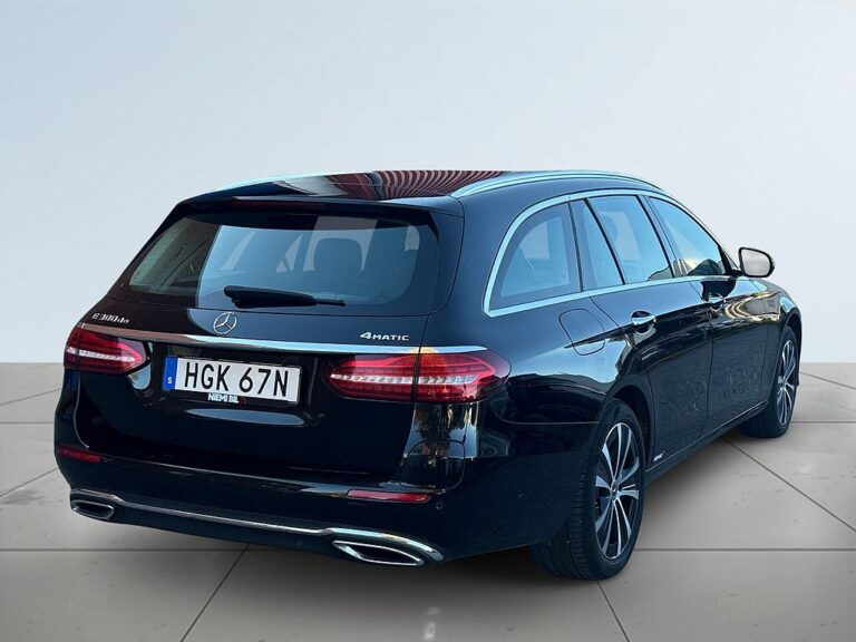 Mercedes-Benz E300 300 T de 4MATIC Avantgarde 360/Burmester/Widescreen/SoV