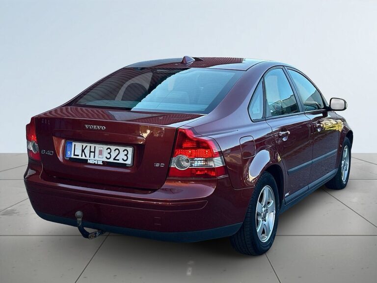 Volvo S40 1.6 D Kinetic S&V-däck/Drag/Motorvärmare/Nyservad