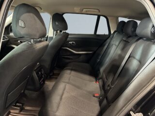 BMW 330e xDrive Touring Aut Drag Kamera Cockpit HuD Navi Psens – bild 13