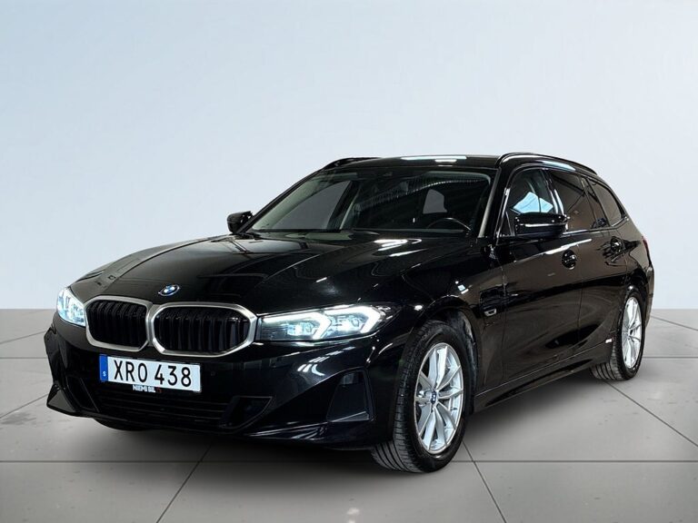 BMW 330e xDrive Touring Aut Drag Kamera Cockpit HuD Navi Psens