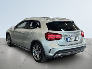 Mercedes-Benz GLA 220 d 4MATIC 7G-DCT AMG Line S&V-Hjul/kamera/Pano/Mvärm – bild 5