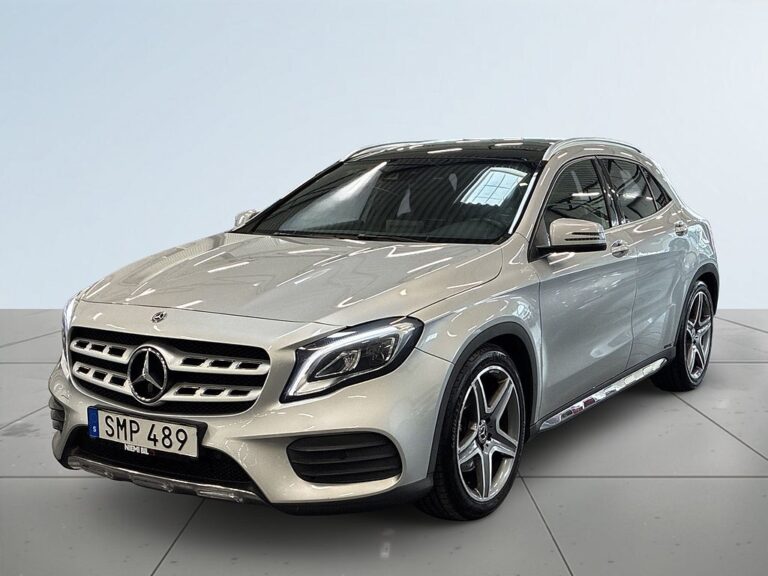 Mercedes-Benz GLA 220 d 4MATIC 7G-DCT AMG Line S&V-Hjul/kamera/Pano/Mvärm