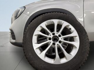 Mercedes-Benz GLA 220 d 4MATIC 7G-DCT AMG Line S&V-Hjul/kamera/Pano/Mvärm – bild 14