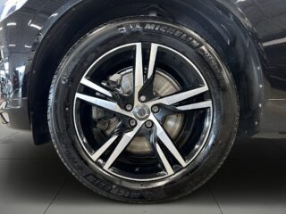 Volvo XC60 B5 AWD Geartronic R-Design S&V-Däck/Drag/Kamera/Värmare – bild 14
