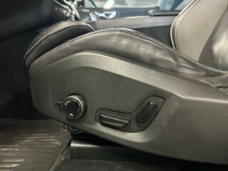 Volvo XC60 B5 AWD Geartronic R-Design S&V-Däck/Drag/Kamera/Värmare – bild 19