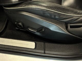 Volvo V60 Recharge T6 AWD R-Design S&V/H/K/Kamera/Pano/MOMS – bild 21