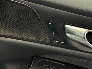 Volvo V60 Recharge T6 AWD R-Design S&V/H/K/Kamera/Pano/MOMS – bild 19