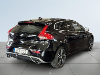 Volvo V40 D4 Geartronic R-Design S&V-Hjul/Drag/Kamera/H/K/Skinn – bild 6